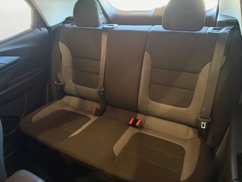 Used 2023 Chevrolet TrailBlazer LS FWD image 9