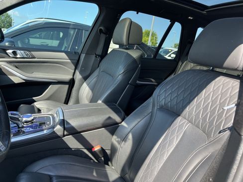 Used 2023 BMW X5 M50i w/ Executive Package AWD/4WD image 16