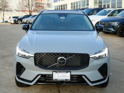 New 2026 Volvo XC60 T8 Plus w/ Protection Package Premier image 5