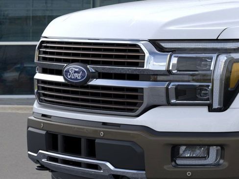 New 2025 Ford F150 King Ranch w/ FX4 Off-Road Package image 19