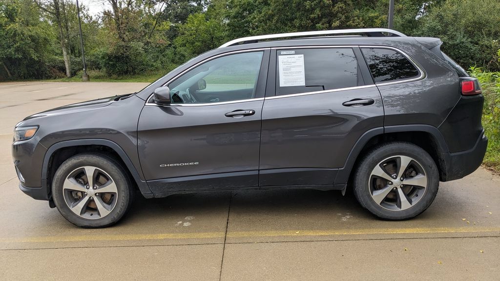 Used 2020 Jeep Cherokee Limited AWD/4WD image 6