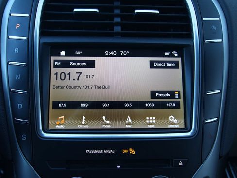 Used 2019 Lincoln Nautilus Reserve w/ Driver Assistance Package AWD/4WD image 29