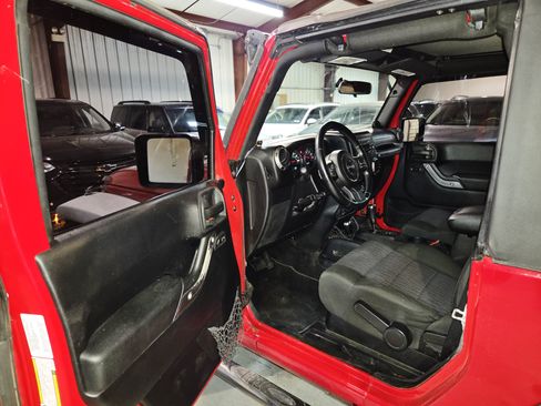 Used 2011 Jeep Wrangler Sport AWD/4WD image 12