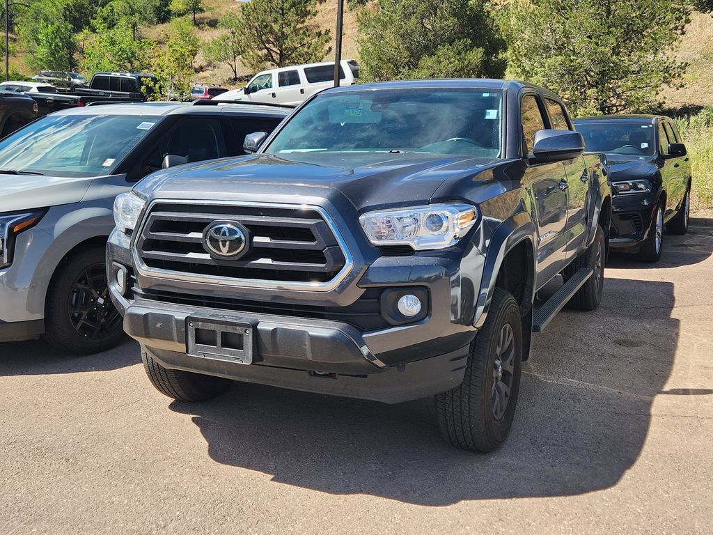 Used 2022 Toyota Tacoma SR5 AWD/4WD image 9