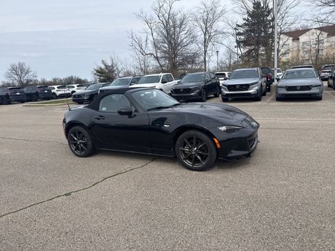 Used 2017 MAZDA MX-5 Miata Club image 20
