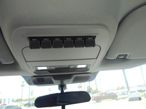 Used 2024 Ford F550 4x4 Regular Cab Super Duty image 46