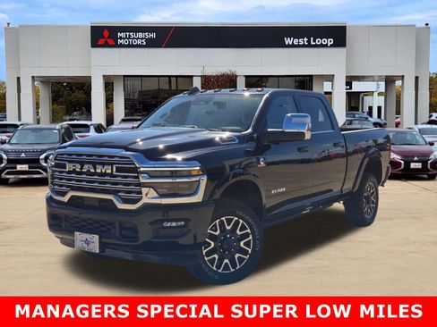 Used 2025 RAM 2500 Limited AWD/4WD image 1
