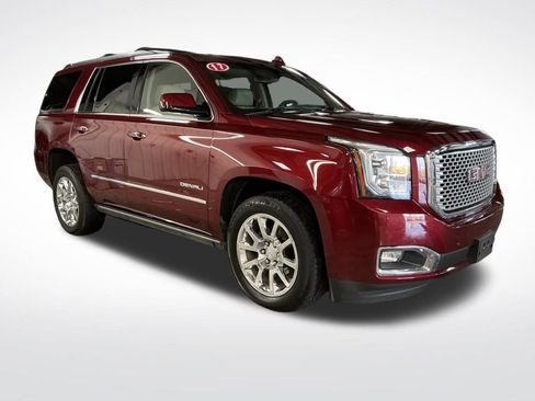 Used 2017 GMC Yukon Denali w/ Enhanced Security Package image 8