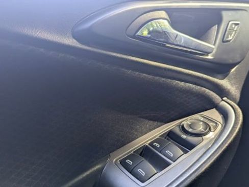 Used 2024 Chevrolet Malibu LT FWD image 29