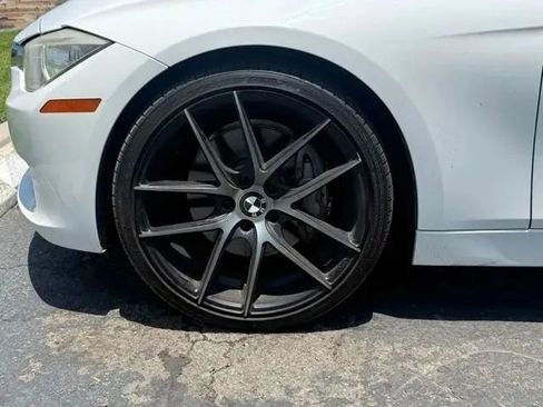 Used 2013 BMW 335i Sedan RWD image 25