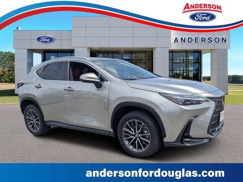 Used 2025 Lexus NX 250 FWD w/ Towing Package (2000 Lbs) image 1