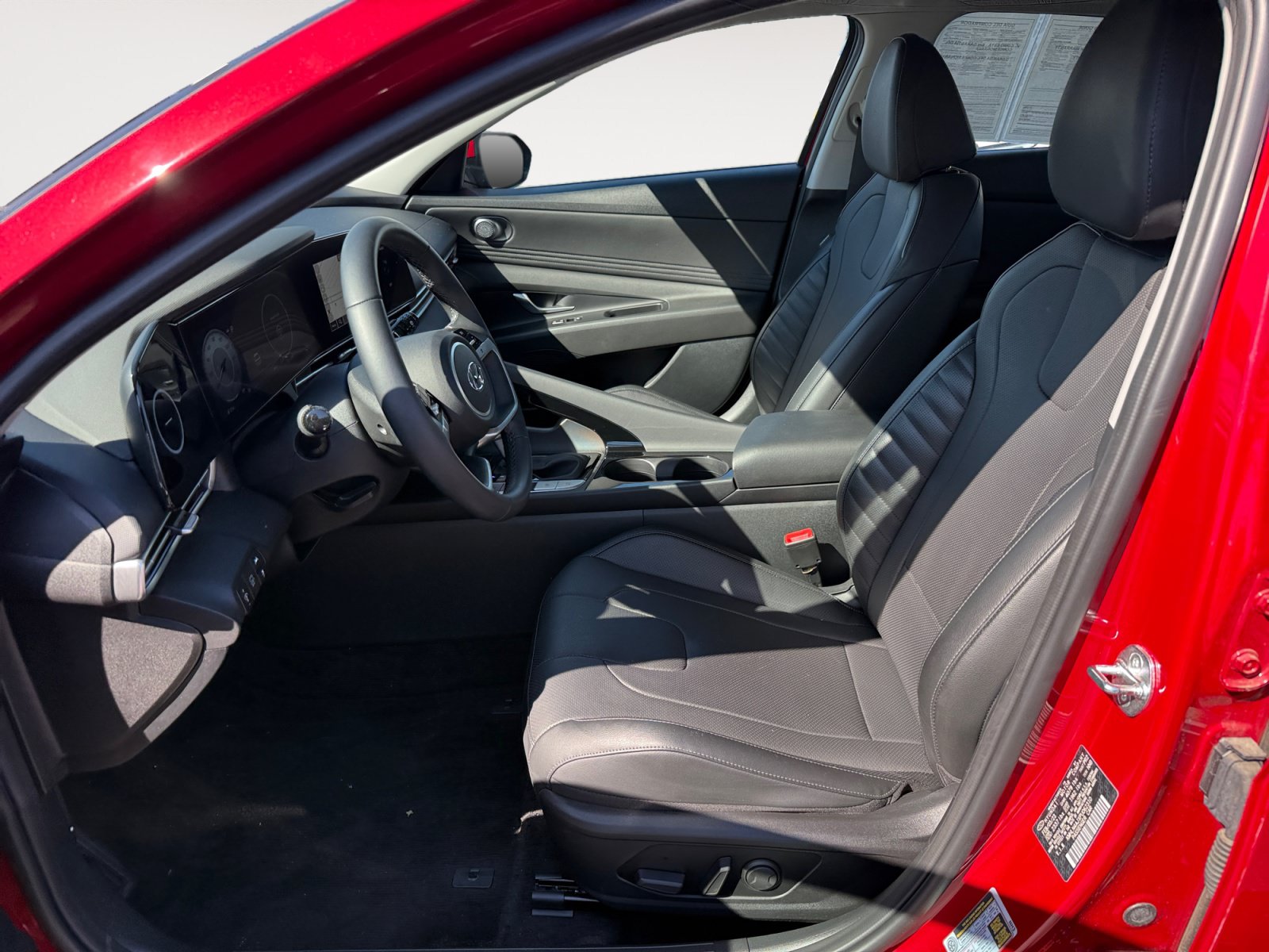 Used 2023 Hyundai Elantra Limited FWD image 10