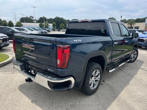 Used 2022 GMC Sierra 1500 SLT AWD/4WD image 8