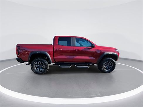 Used 2026 Chevrolet Colorado ZR2 w/ Technology Package image 9