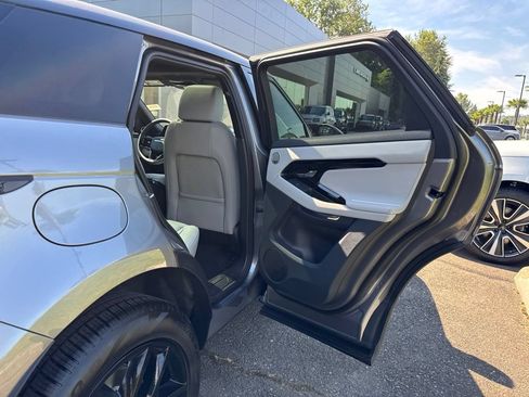 New 2026 Land Rover Range Rover Evoque S AWD/4WD image 17