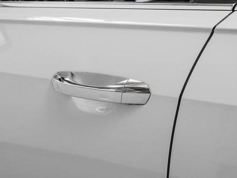 Used 2019 Audi A8 L 3.0T w/ Executive Package image 37