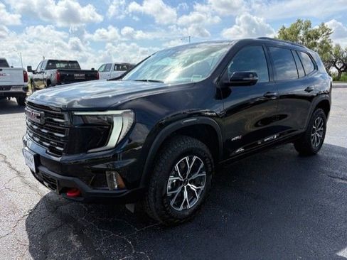 Used 2024 GMC Acadia AT4 w/ Luxury Package AWD/4WD image 1