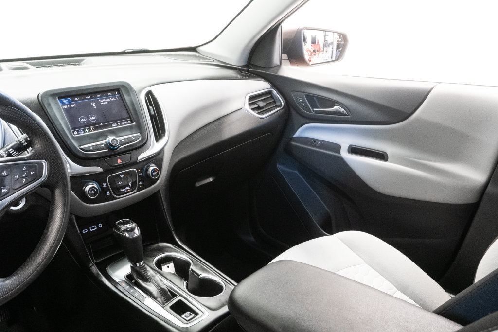 Used 2020 Chevrolet Equinox LS w/ LS Convenience Package FWD image 13