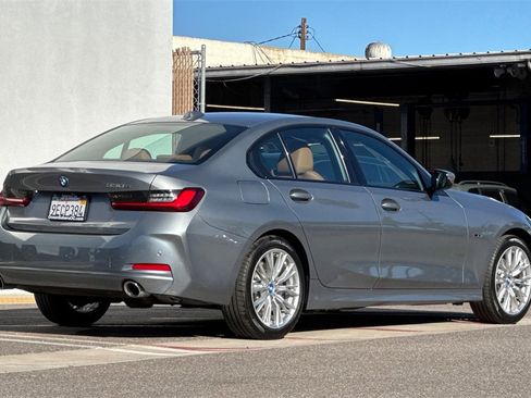 Used 2023 BMW 330e 330e iPerformance w/ Driving Assistance Package image 5