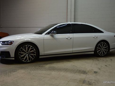 Used 2020 Audi S8 L w/ Full Leather Package AWD/4WD image 32