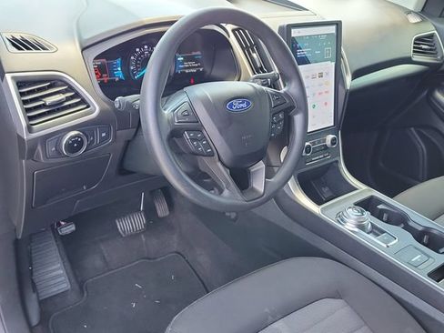 Used 2023 Ford Edge SE w/ Black Appearance Package AWD/4WD image 17