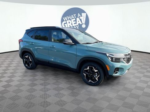 New 2026 Kia Seltos S image 3