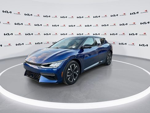 Certified 2022 Kia EV6 GT-Line w/ GT-Line Suede Seat Package image 4