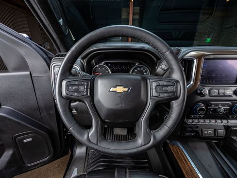 Used 2020 Chevrolet Silverado 3500 High Country w/ Z71 Off-Road Package image 16