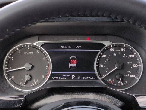 Certified 2023 Nissan Pathfinder SV FWD image 26