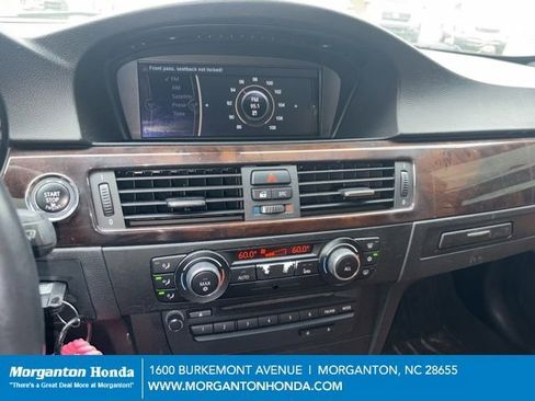 Used 2011 BMW 328i Convertible image 9