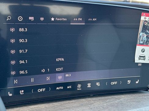 New 2025 Audi Q5 Premium Plus image 17