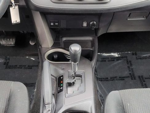 Used 2017 Toyota RAV4 LE w/ Carpet Mat Package AWD/4WD image 19