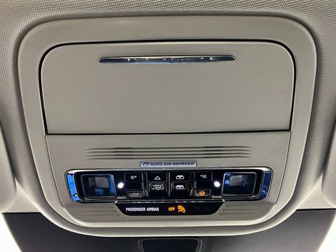 Used 2025 Lincoln Aviator Reserve image 13