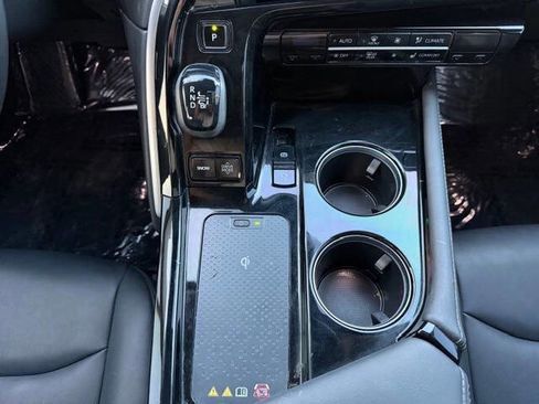 Used 2023 Toyota Mirai w/ Advanced Technology Package image 17