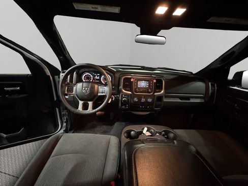 Used 2024 RAM 1500 Classic Warlock image 14