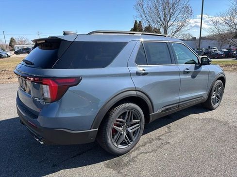 New 2026 Ford Explorer ST AWD/4WD image 3