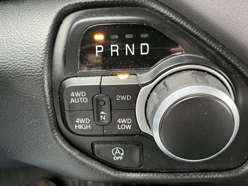 Used 2022 RAM 1500 Big Horn image 24