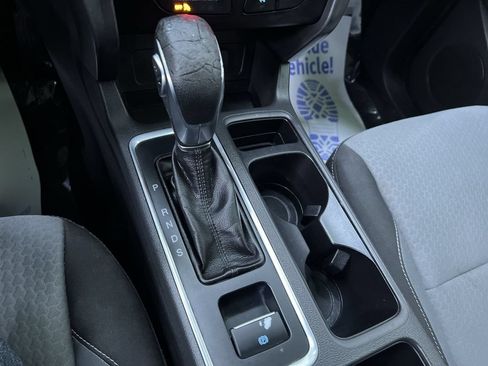 Used 2018 Ford Escape SE FWD image 24