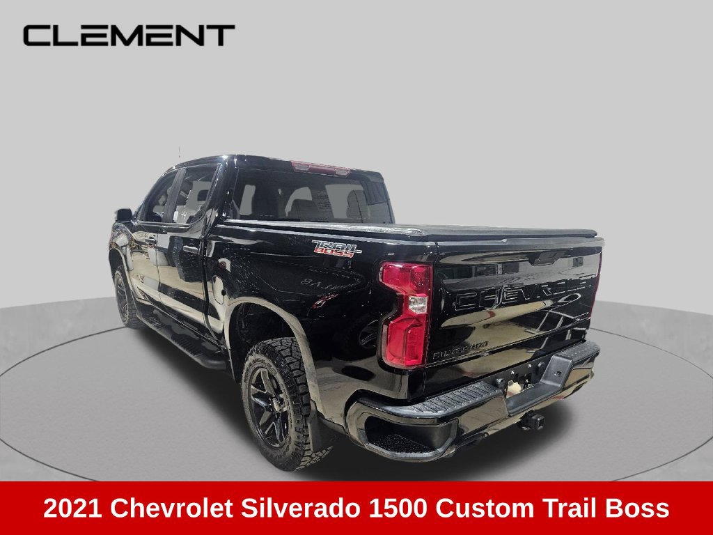 Used 2021 Chevrolet Silverado 1500 Custom Trail Boss w/ Midnight Edition AWD/4WD image 7