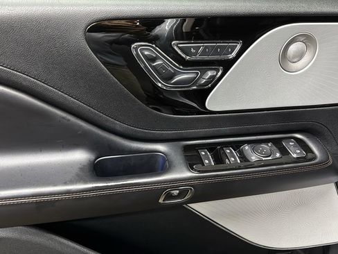 Used 2021 Lincoln Aviator Reserve w/ Equipment Group 202A image 11