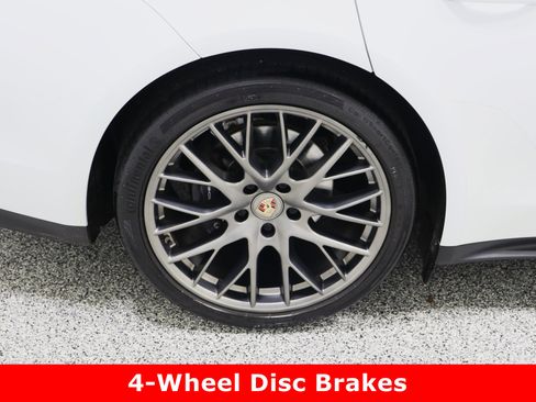 Used 2021 Porsche Panamera 4 image 6