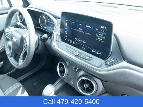 Used 2025 Chevrolet Blazer LT image 42