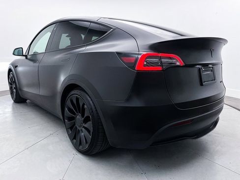 Used 2022 Tesla Model Y Performance image 13