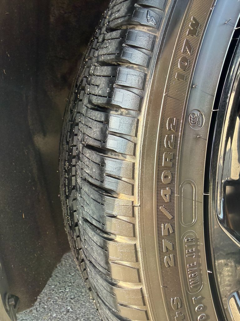 Used 2025 Lincoln Aviator Reserve w/ Equipment Group 201A AWD/4WD image 16