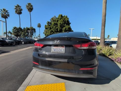 Used 2017 Hyundai Elantra SE FWD image 20