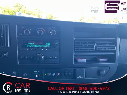 Used 2024 Chevrolet Express 3500 LT w/ LT Preferred Equipment Group RWD image 18