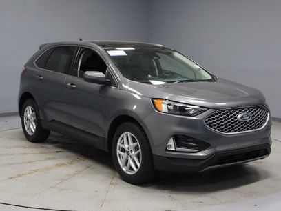 Used 2023 Ford Edge SEL w/ Convenience Package