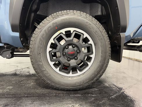 New 2026 Toyota Tacoma TRD Off-Road w/ TRD Off Road Upgrade Package AWD/4WD image 7