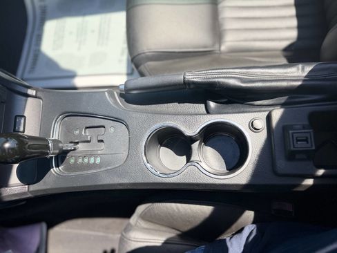 Used 2005 Ford Thunderbird RWD image 18