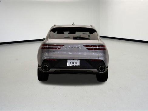 Used 2025 Genesis GV70 3.5T Sport w/ Sport Advanced Package image 4